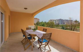 Two-Bedroom Apartment in Vir